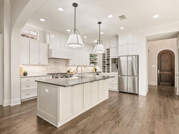 50  Village Lane , Colleyville Texas 76034