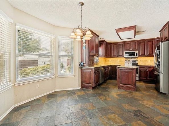 2902  Yukon Drive , Corinth Texas 76210