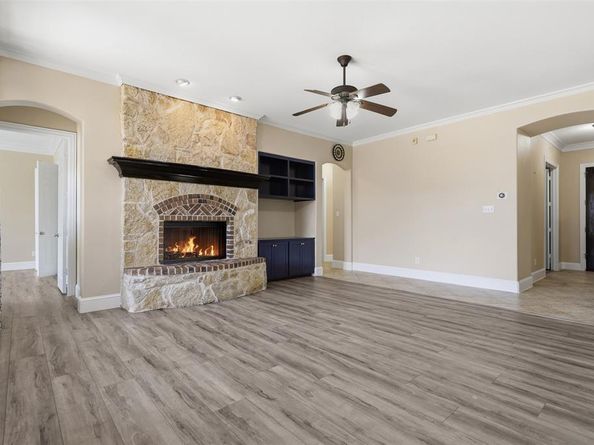 2310  Queen Morgan Lane , Lewisville Texas 75056