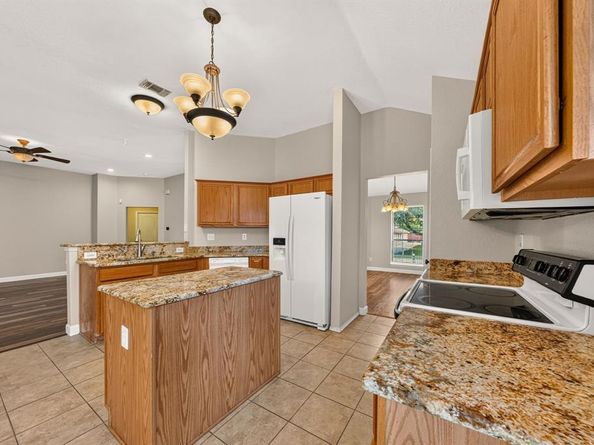 412  Sugar Mill Road , Cedar Hill Texas 75104