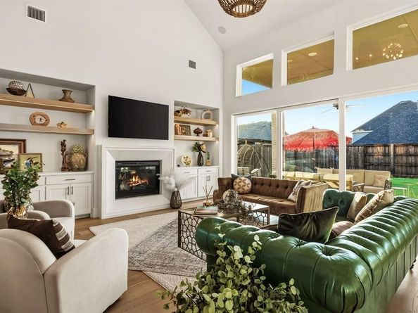 4650  Silver Cliff Drive , Prosper Texas 75078