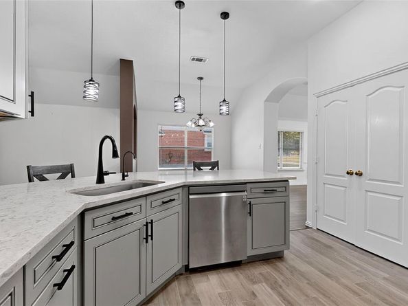 1911  Random Oaks Drive , Rockwall Texas 75087