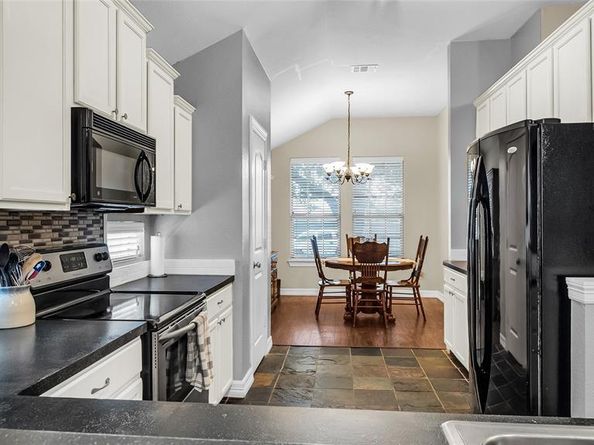 325  Redhead Drive , Little Elm Texas 75068