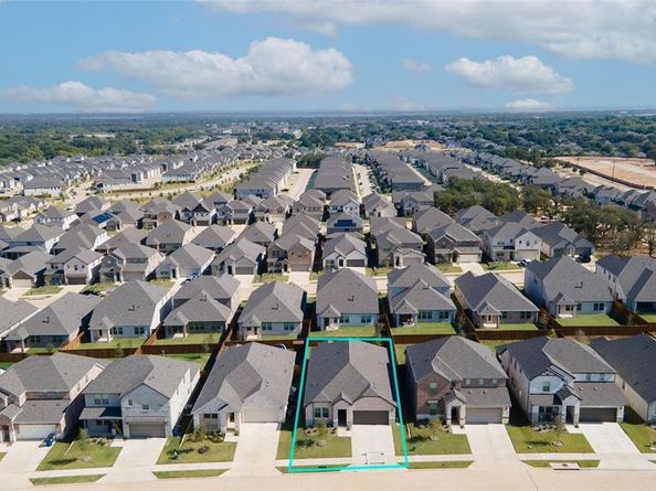 2456  Flatiron Drive , Corinth Texas 76210