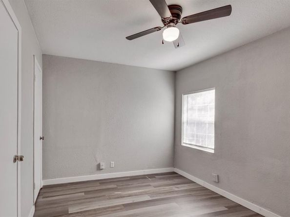 1657  Cottonwood Street , Grand Prairie Texas 75050