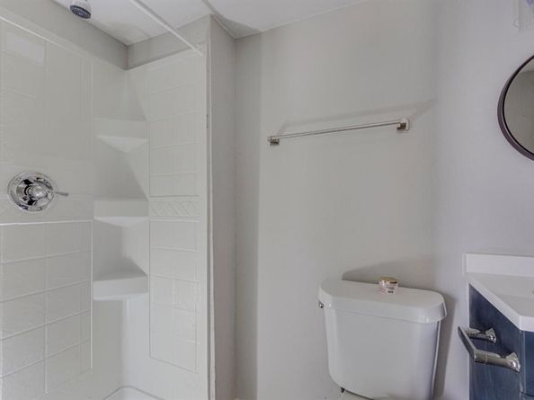 1657  Cottonwood Street , Grand Prairie Texas 75050