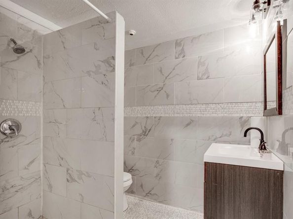 1657  Cottonwood Street , Grand Prairie Texas 75050