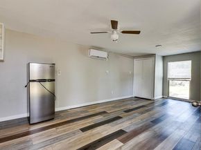 1657  Cottonwood Street , Grand Prairie Texas 75050