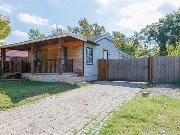 1657  Cottonwood Street , Grand Prairie Texas 75050