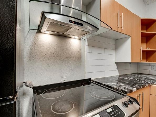 1657  Cottonwood Street , Grand Prairie Texas 75050