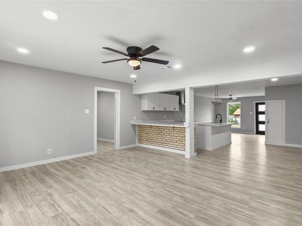 3924  Waterhouse Drive , Dallas Texas 75241