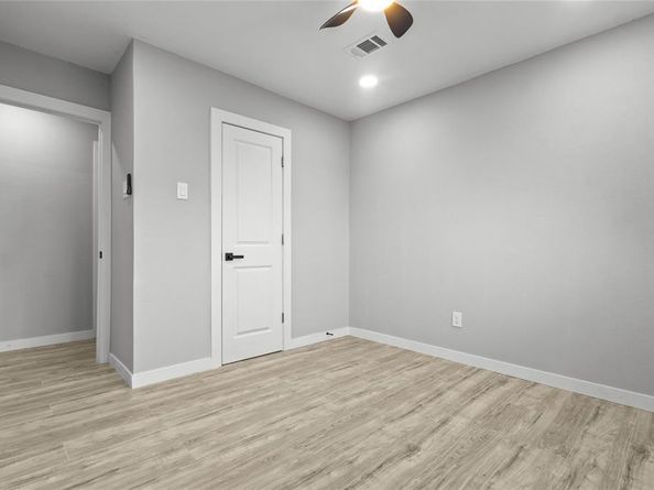 3924  Waterhouse Drive , Dallas Texas 75241