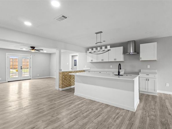 3924  Waterhouse Drive , Dallas Texas 75241