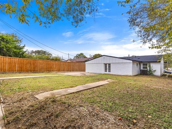 3924  Waterhouse Drive , Dallas Texas 75241