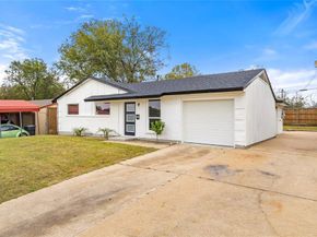 3924  Waterhouse Drive , Dallas Texas 75241