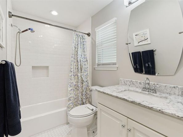 10626  Larchfield Lane , Dallas Texas 75238