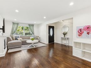 10626  Larchfield Lane , Dallas Texas 75238