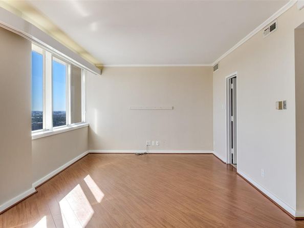 6211 W Northwest Highway  2801, Dallas Texas 75225