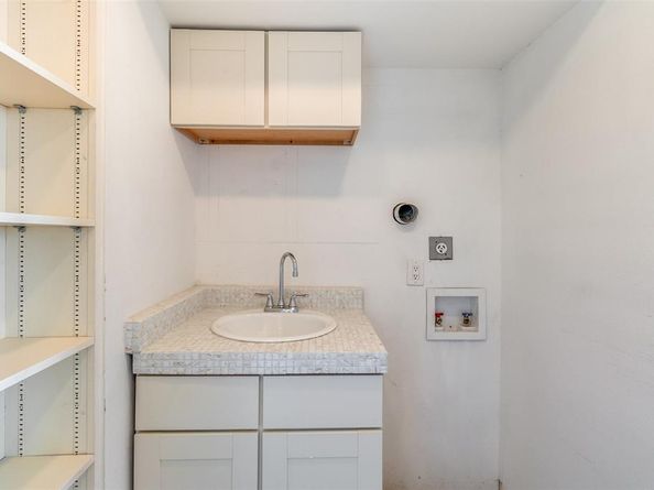 6211 W Northwest Highway  2801, Dallas Texas 75225