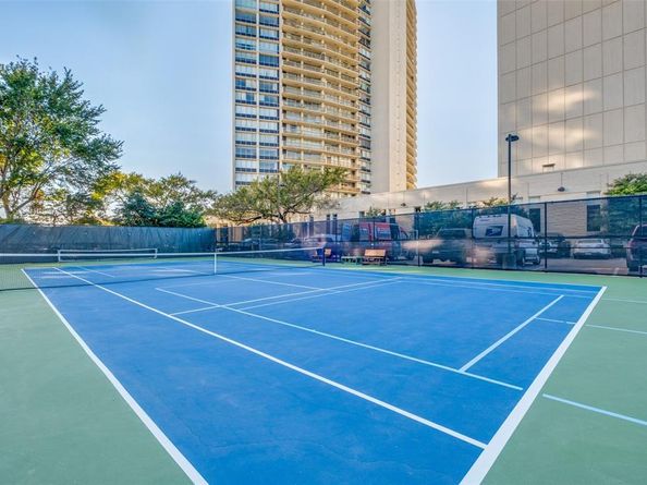 6211 W Northwest Highway  2801, Dallas Texas 75225