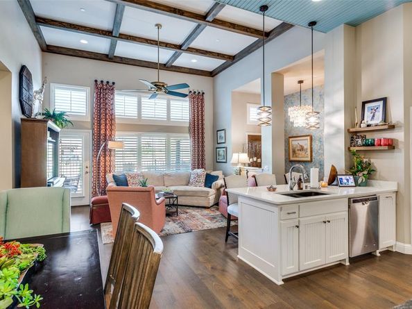 1101  Blue Bill Lane , Arlington Texas 76005