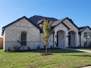 1936  Comanche Drive , DeSoto Texas 75115