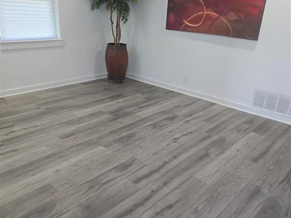 2117  Beaumont Street , Grand Prairie Texas 75051