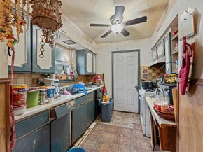 654  Rutgers Drive , Lancaster Texas 75134