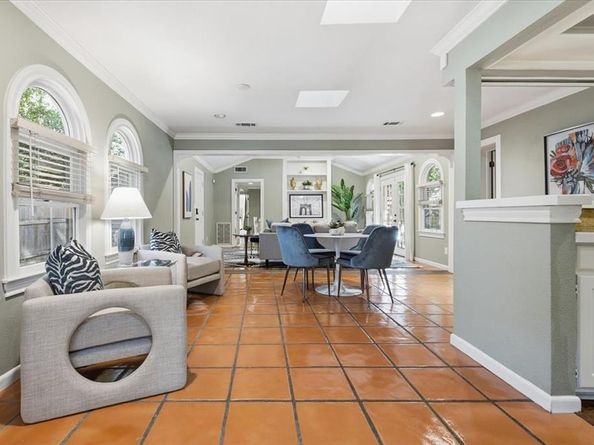 4232  Pershing Avenue , Fort Worth Texas 76107