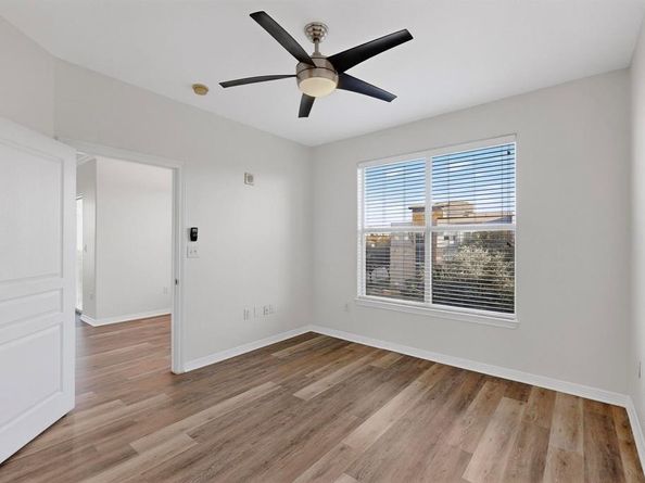 330  Las Colinas Boulevard E 418, Irving Texas 75039