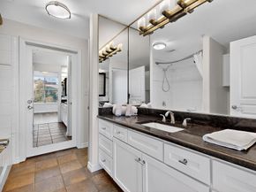 330  Las Colinas Boulevard E 418, Irving Texas 75039