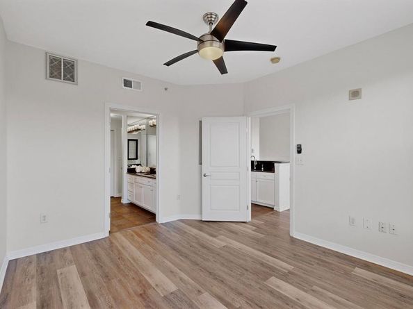 330  Las Colinas Boulevard E 418, Irving Texas 75039