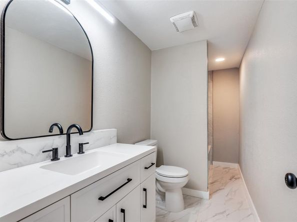 814 W Richmond Avenue , Fort Worth Texas 76110