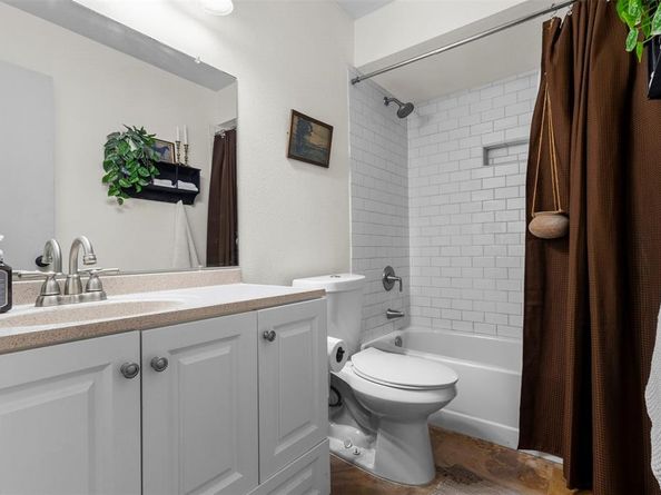 1906  Camellia Street , Denton Texas 76205