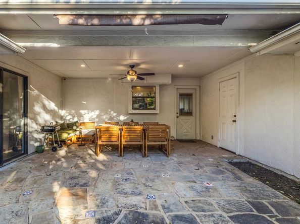 1906  Camellia Street , Denton Texas 76205