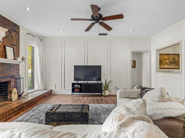 1906  Camellia Street , Denton Texas 76205