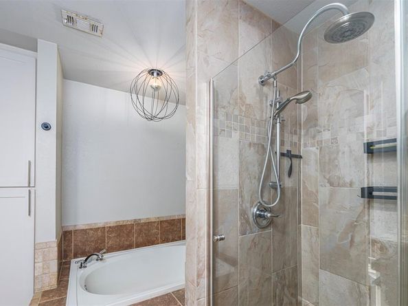 6512  Greenway Road , Fort Worth Texas 76116