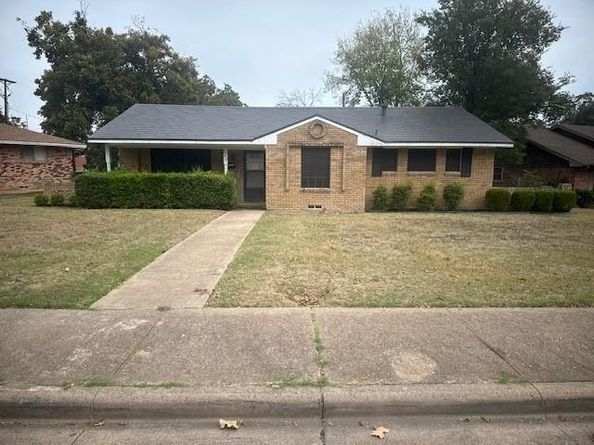 7152  Indian Ridge Trail , Dallas Texas 75232