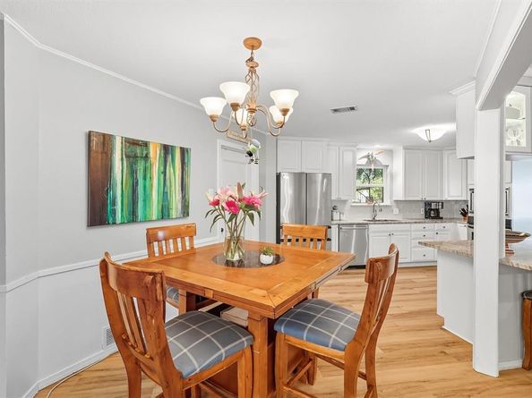 3904  Stonehenge Road , Fort Worth Texas 76109