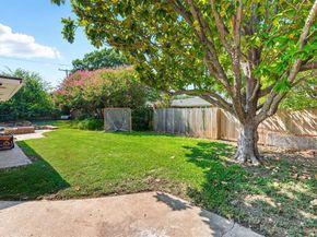 3904  Stonehenge Road , Fort Worth Texas 76109