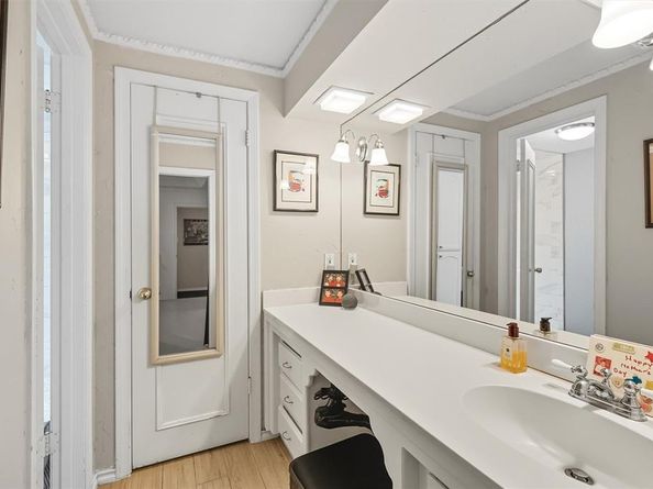 3904  Stonehenge Road , Fort Worth Texas 76109