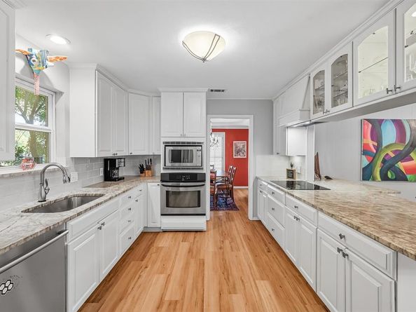 3904  Stonehenge Road , Fort Worth Texas 76109