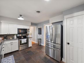 1407  Bluebonnet Trail , Arlington Texas 76013