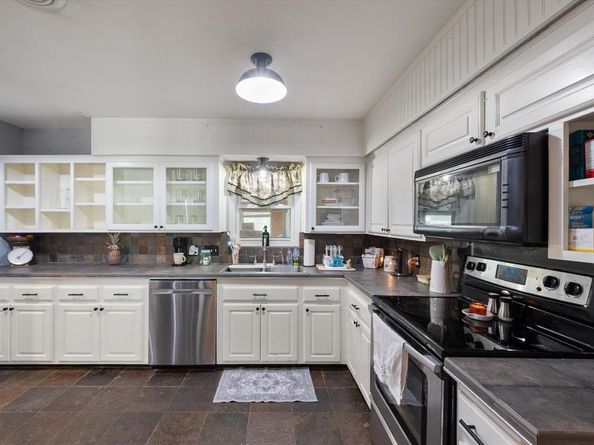 1407  Bluebonnet Trail , Arlington Texas 76013