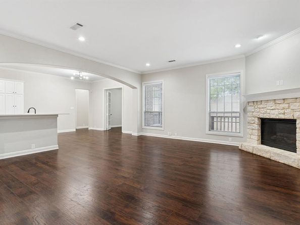 5200  Longview Street , Dallas Texas 75206