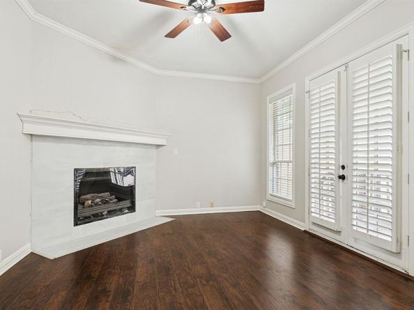 5200  Longview Street , Dallas Texas 75206