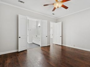 5200  Longview Street , Dallas Texas 75206