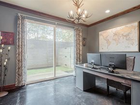 4610  Steel Street , Dallas Texas 75219