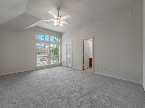 511  Poplar Lane , Irving Texas 75063