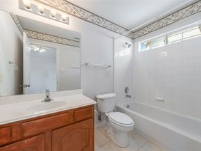 511  Poplar Lane , Irving Texas 75063